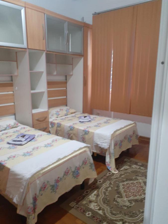 2 Dormitorios, Wifi, Ponta Da Praia, Predio Em Frente Ao Mar - Apartamento Santos (Sao Paulo)